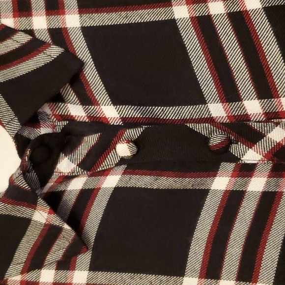 Long Plaid Tolani Shirt NWT - Picture 10 of 11